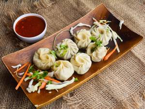 Veg momos [steam momos]