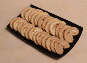 French Heart Cookies 800 Gms