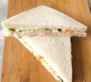 Veg coleslaw sandwich