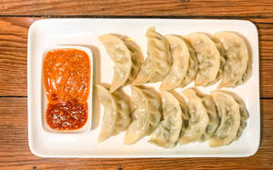 Chicken Steamed Momos [8 Pieces]
