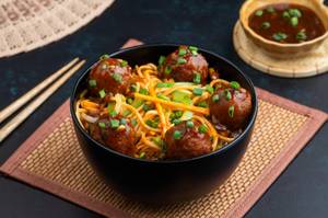 Classic Manchurian with Chilli Garlic Hakka Noodles