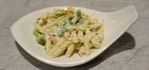 Paneer White Sauce Pasta