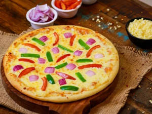 Mexican Salsa Veg Pizza