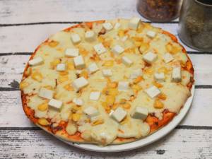 7" Paneer + Corn Pizza