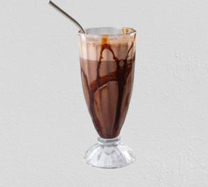 Cold Coffee with ice Creme 