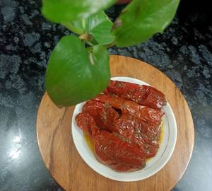 Ghar Ka Bana Chatpata Bharuwa Laal Mirch