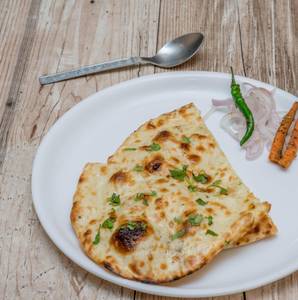 Veg Stuffed Nan