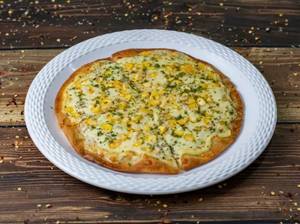 Sweet corn pizza