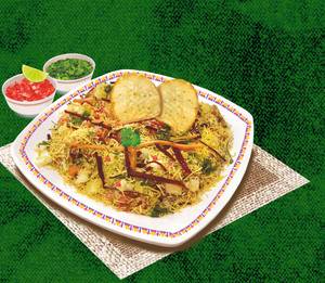 Sev Puri Plate