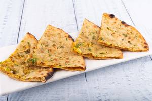 Pyaz Kulcha