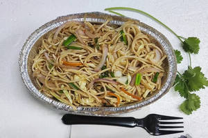Veg hakka noodles