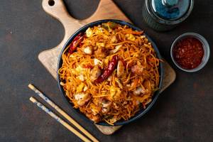 Chicken Schezwan Noodles