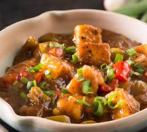Veg Paneer Chilly Gravy