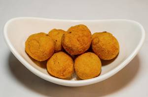 Dry Kachori [250 Grams]