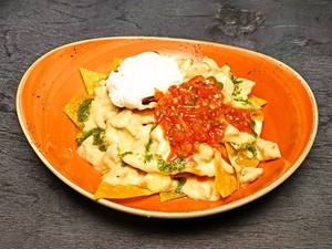 Loaded Chicken Nachos