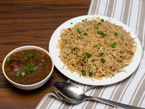 Veg Manchurian Gravy + Veg Chowmein( 800Ml)