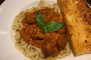 Spaghetti Chicken Meat Ball