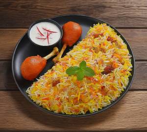 Cicken fried rice with lollipop [2 pieces]