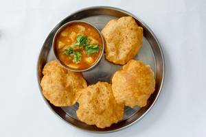 Badami Puri With Sabji