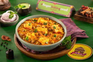 Mattar Paneer