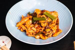 Sliced Chicken Chilli Oil And Spring Onions (Mc)