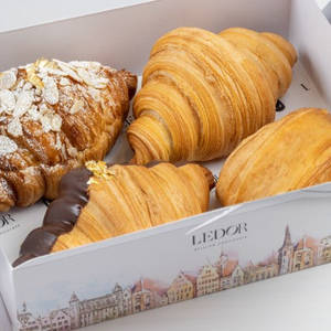 Assorted Bakes [Box Of 4]