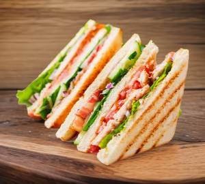 Paneer Sandwich (4 Pieces)