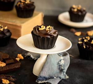 Chocolate Walnut Fudge 2,pc