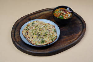 Kadhai Mix Veg With Lachha Paratha(2pcs)