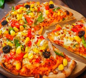 Veg Corn Cheese Pizza( Medium)