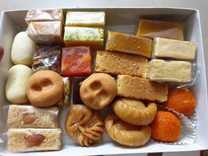 Assorted Sweets (500 Gms)
