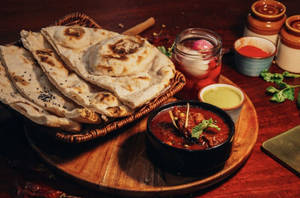 Laal Maas With Khamiri Roti Combo
