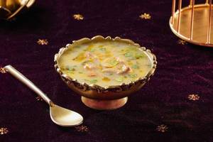 Special Zareen Murgh Shorba (Chicken Soup)