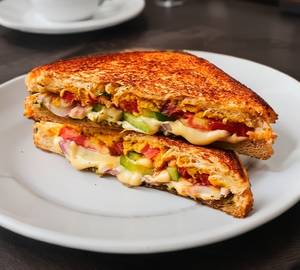 Achari mayo grilled veg sandwich
