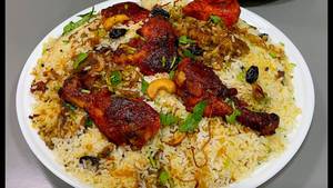 Chicken Biryani With Tandoori Chicken Quarter (Serves-1)