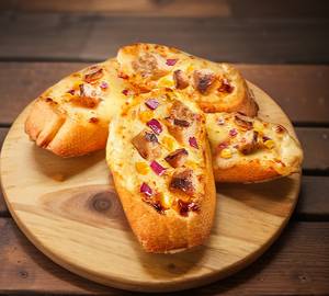 Chicken Garlic Bread Supreme