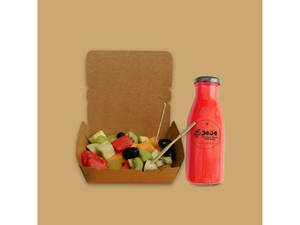 Kiwi Strawberry Smoothie [300 Ml] With Mini Fruit Platter [175 Grams]