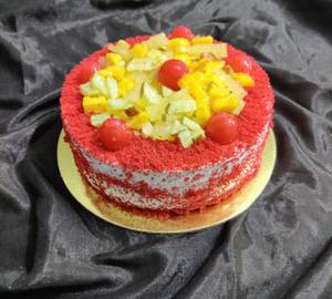 Red Velvet Fruit Cake
