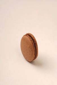 Eggless Chocolate Macaron