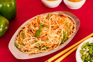 Veg Hakka Noodles [250 Grams]