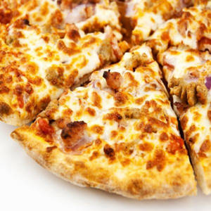 Chicken Supreme Pizza