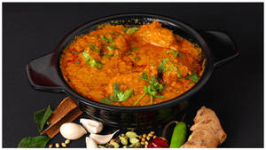 Chicken Varuval Gravy