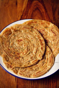 Chilly Lachha Paratha