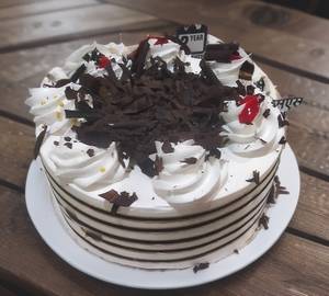 Black forest cake [600 grams]