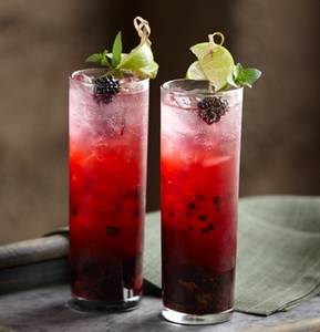 Black Currant Mint Mojito
