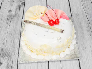 White Forest Cool Cake Eggless""                                                        