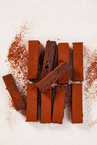 Noa Dark Chocolate Bar