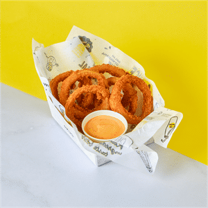 HM Onion Rings with Sriracha Mayo