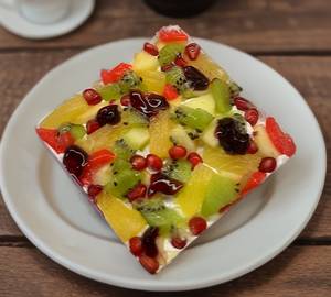 Fresh Fruit Tub Cakes [300 Grams]