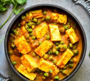 Khoya mutter paneer